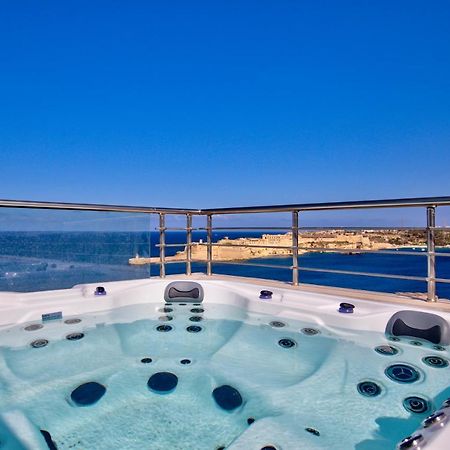 Valletta Luxury 4-Bedroom Duplex With Stunning Sea Views Private Terrace And Jacuzzi Eksteriør bilde