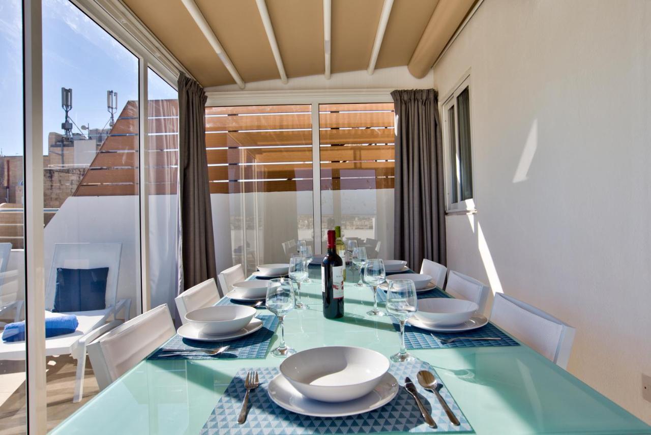 Valletta Luxury 4-Bedroom Duplex With Stunning Sea Views Private Terrace And Jacuzzi Eksteriør bilde